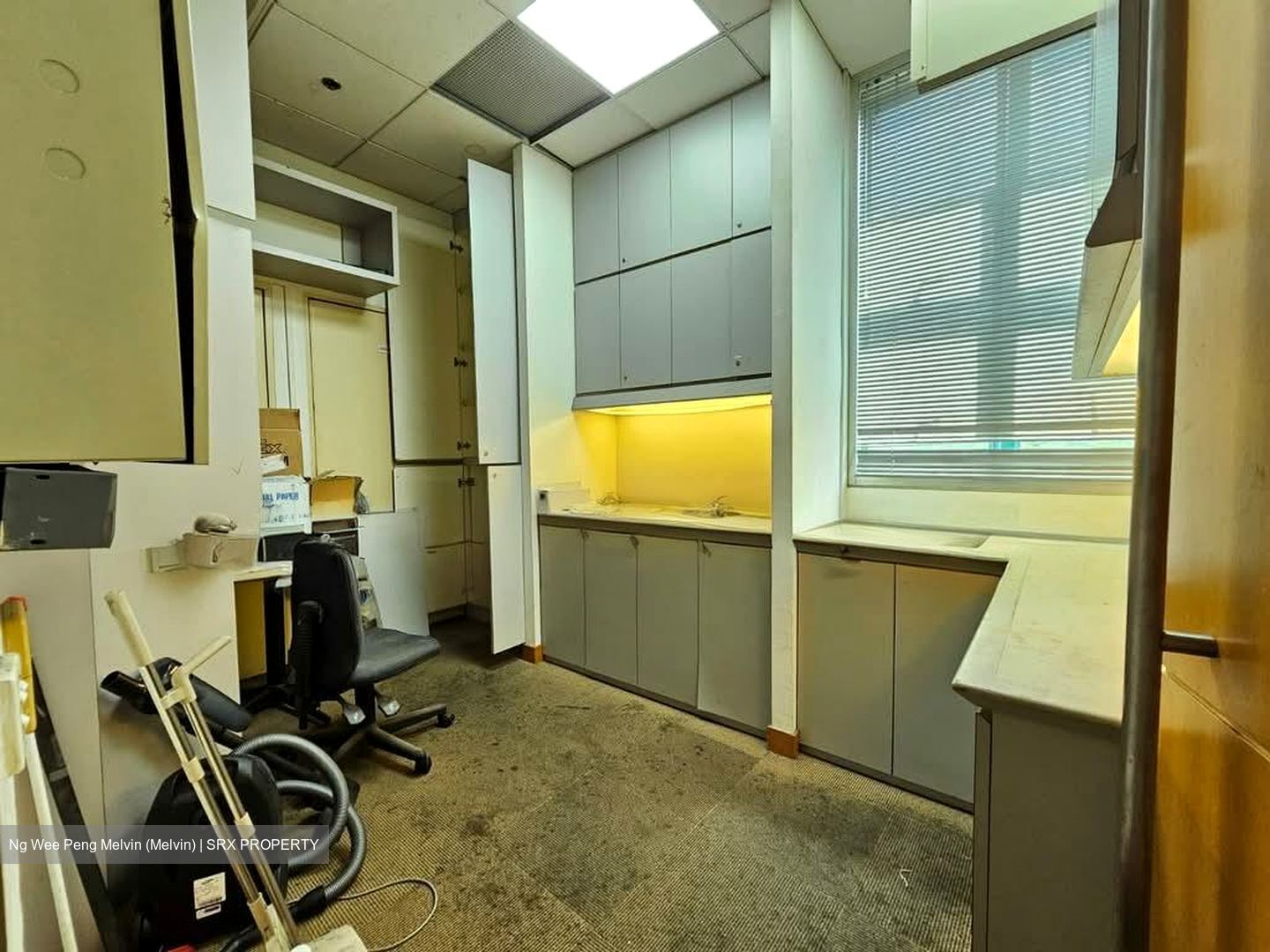 Gani Building (D13), Office #600638861